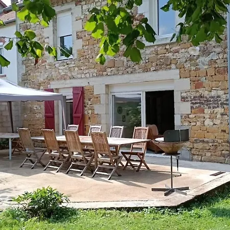 Maison De Famille Entiere, 4 Chambres, 10 Couchages, Piscine Selon Periode