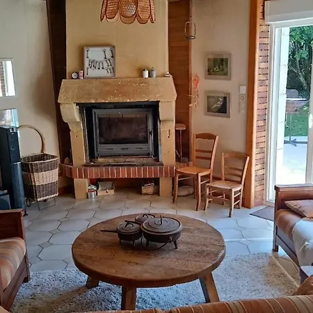 Maison De Famille Entiere, 4 Chambres, 10 Couchages, Piscine Selon Periode בית נופש *