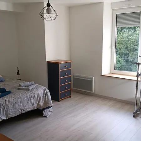 Maison De Famille Entiere, 4 Chambres, 10 Couchages, Piscine Selon Periode Casa de Férias