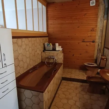 בית נופש Maison De Famille Entiere, 4 Chambres, 10 Couchages, Piscine Selon Periode *