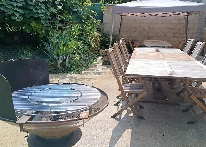 Feriehus Maison De Famille Entiere, 4 Chambres, 10 Couchages, Piscine Selon Periode