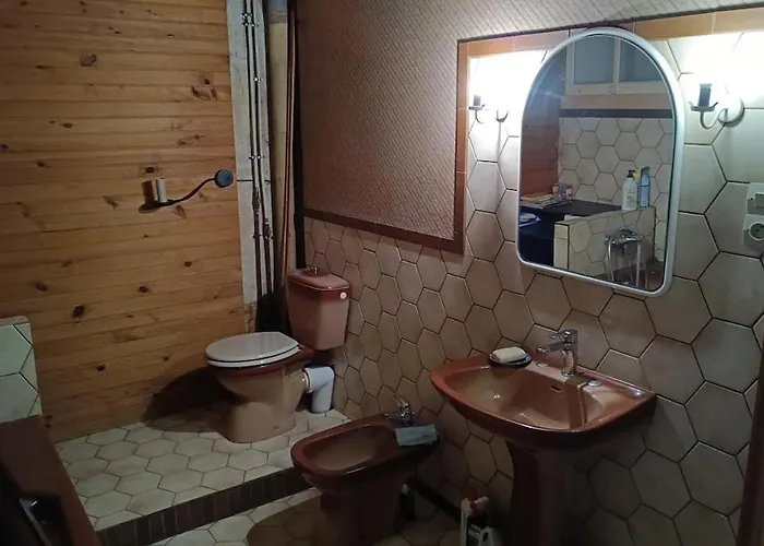 Maison De Famille Entiere, 4 Chambres, 10 Couchages, Piscine Selon Periode Feriehus Le Chesne (Ardennes)